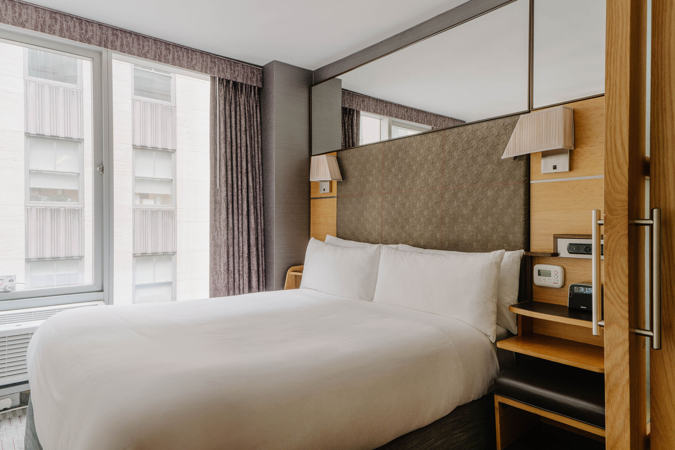 The Jewel Hotel, New York — photo 33 of 35